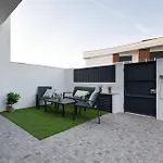 Casa Ferias Com Piscina Aquecida E Privadas 펜션 페르나오 페로