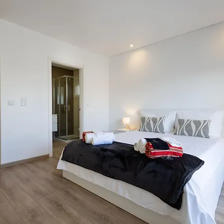 Casa Com Piscina Aquecida E Suítes Privadas * Fernão Ferro