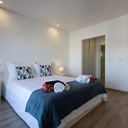 Casa Com Piscina Aquecida E Suítes Privadas Hébergement de vacances