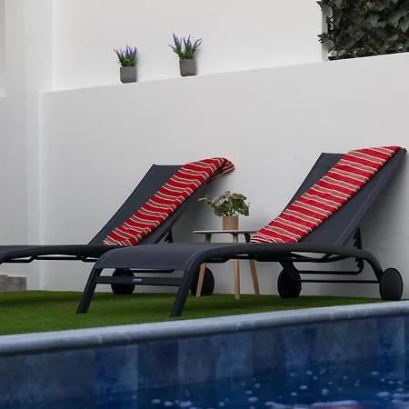 Casa Com Piscina Aquecida E Suítes Privadas Fernão Ferro